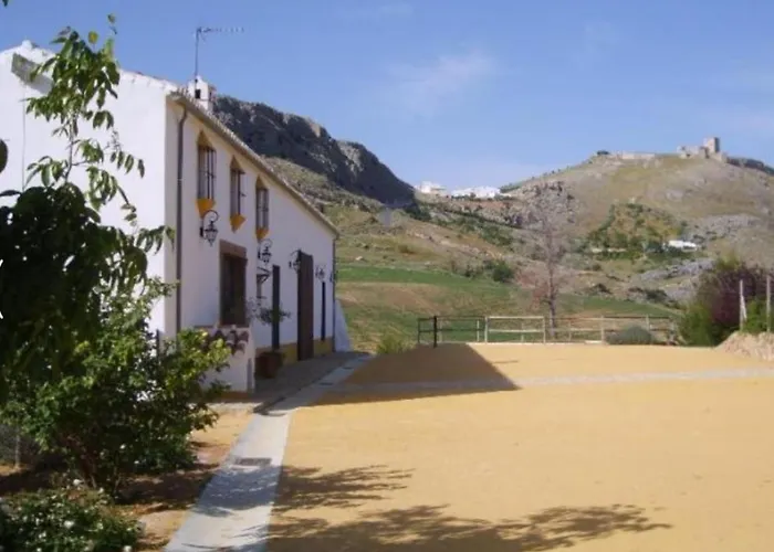Complejo Cortijo Rural El Puntal Villa